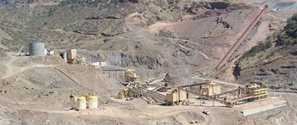 Cianuro de mina Dolores en Río Tutuaca