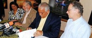 Medio Ambiente y el Cluster Turístico de Santo Domingo firman acuerdo de cooperación